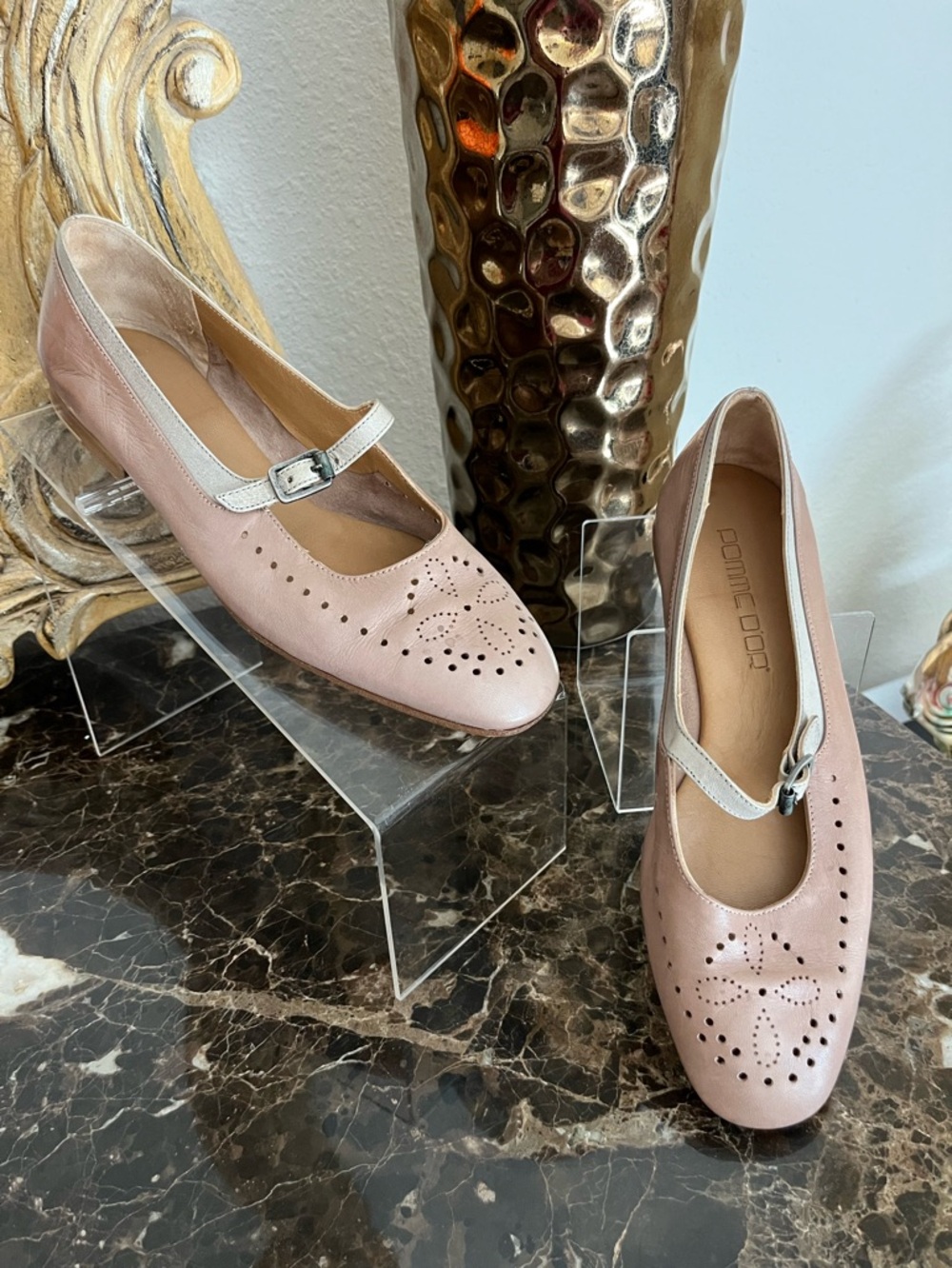 Pomme D’Or Vero Curio Mary Jane Brown Leather Buckle Flats. Size IT37/US7